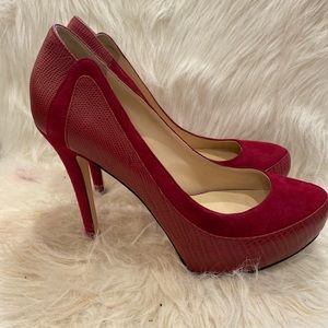 guess by marciano red suede mix with leater heels